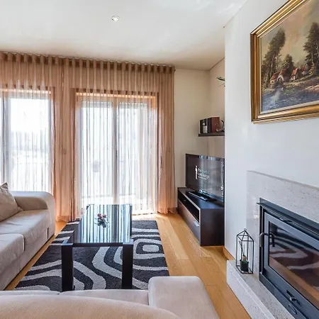 Guestready - Luxe Living By The Pool Повуа-ди-Варзин