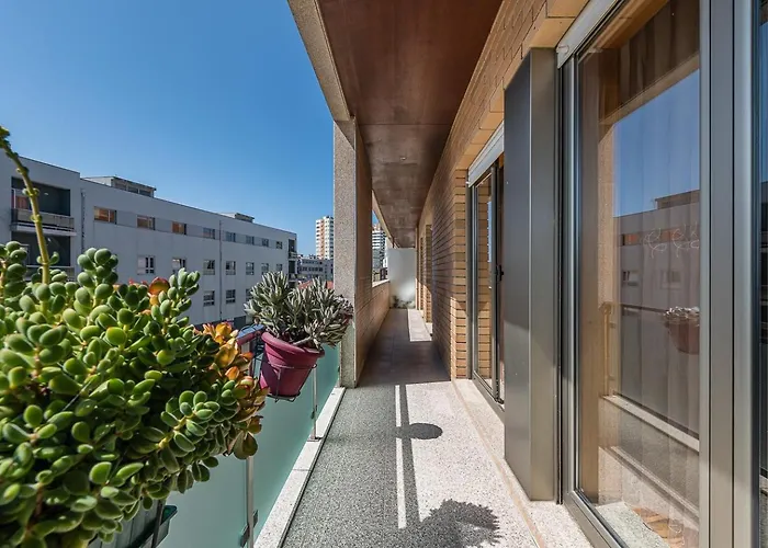 Guestready - Luxe Living By The Pool Apartmán