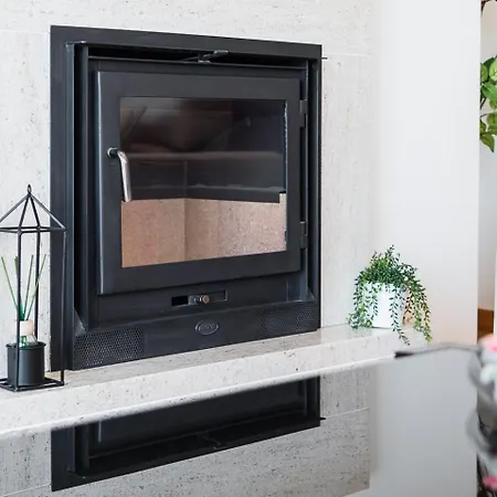 Guestready - Luxe Living By The Pool Apartment Povoa de Varzim