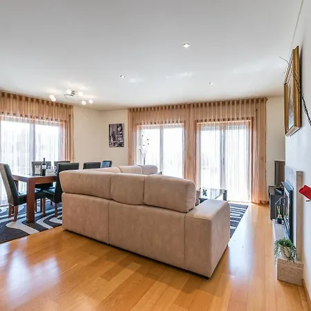 Guestready - Luxe Living By The Pool