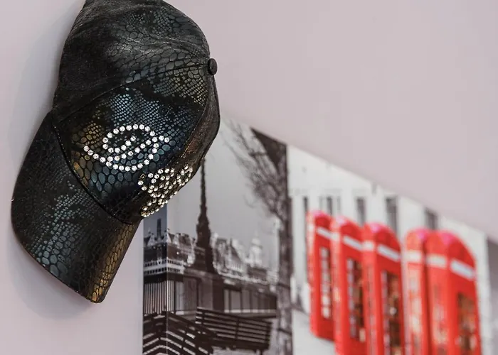 Guestready - Luxe Living By The Pool *