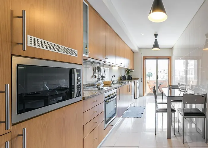 Guestready - Luxe Living By The Pool Appartamento