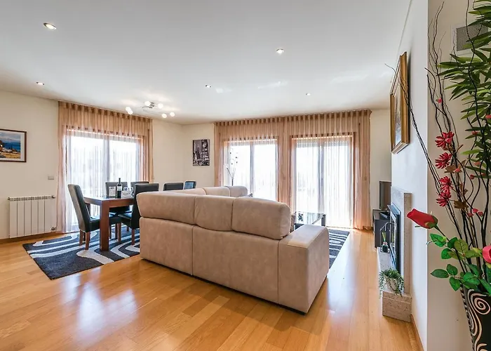 Guestready - Luxe Living By The Pool